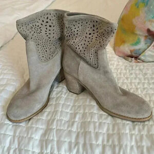 Stylish Gray Suede Ankle Boots